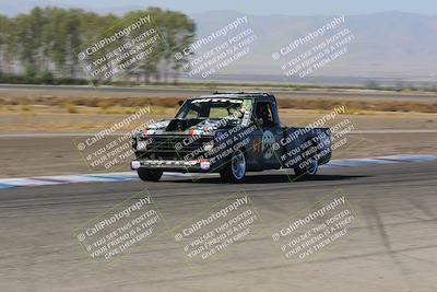 media/Oct-01-2022-24 Hours of Lemons (Sat) [[0fb1f7cfb1]]/10am (Front Straight)/